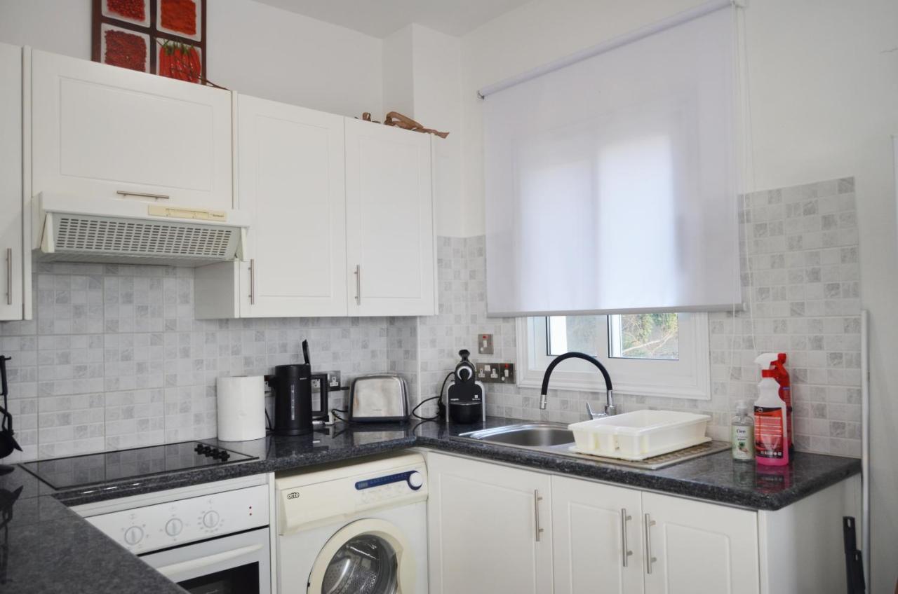 Mia'S Cove Apartman Paphos Kültér fotó